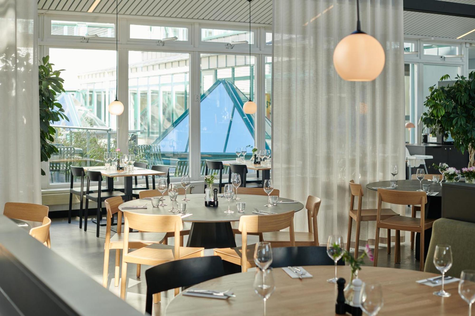 First Hotel Stockholm North Уппландс-Весбю Экстерьер фото