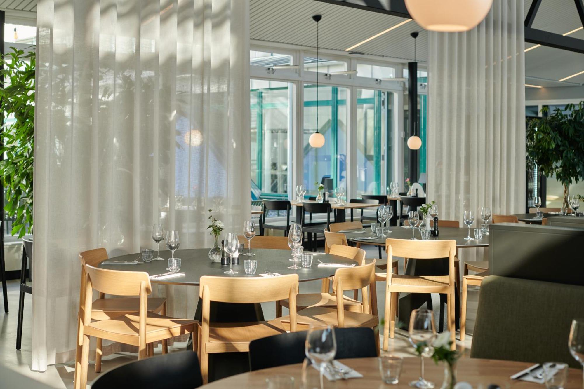 First Hotel Stockholm North Уппландс-Весбю Экстерьер фото