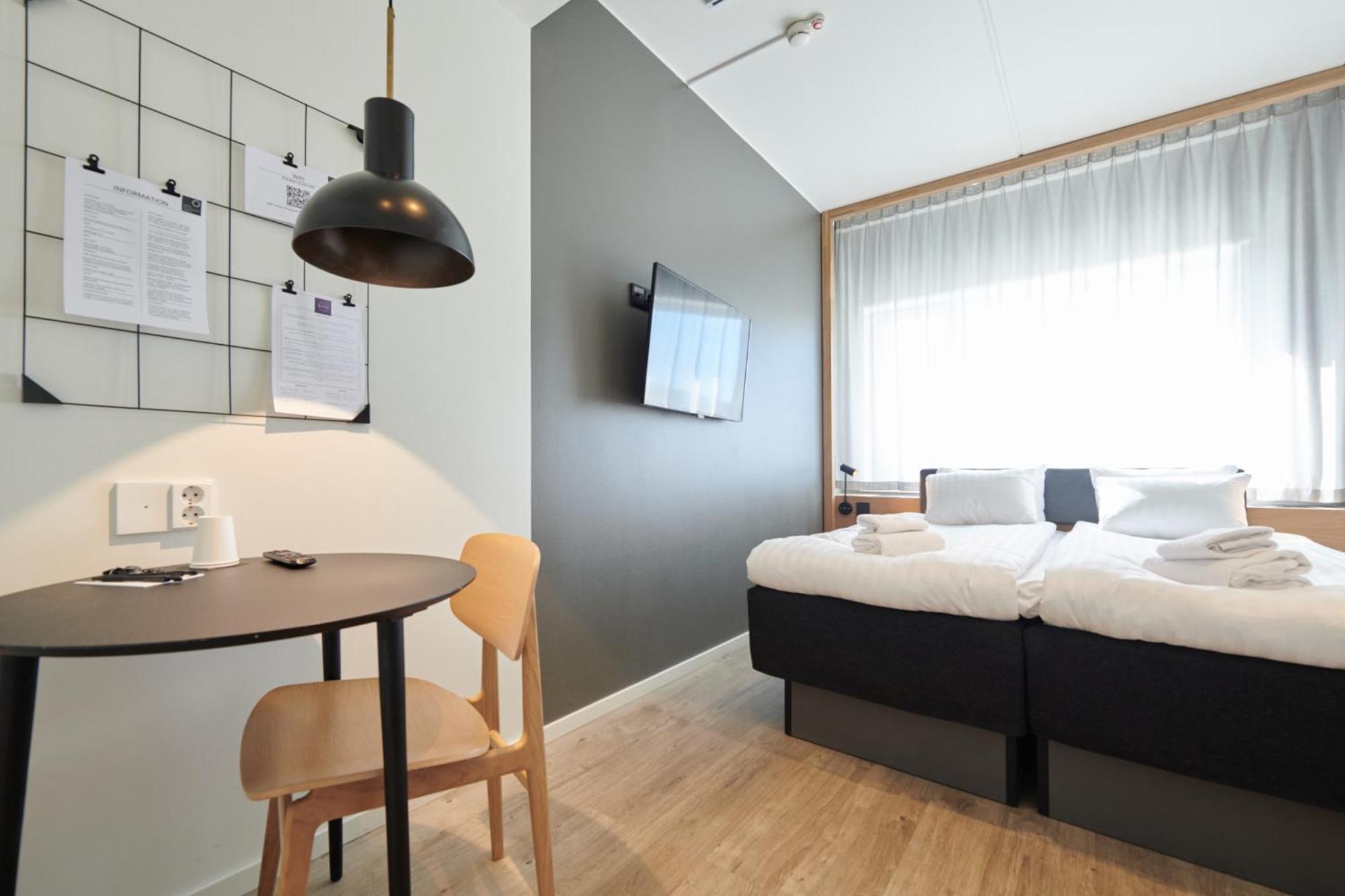 First Hotel Stockholm North Уппландс-Весбю Экстерьер фото